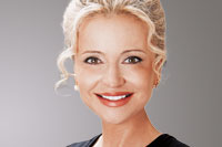 Sandra Navidi Sandra Navidi