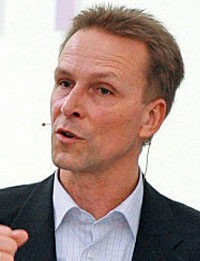 Thomas Pelzl Thomas Pelzl
