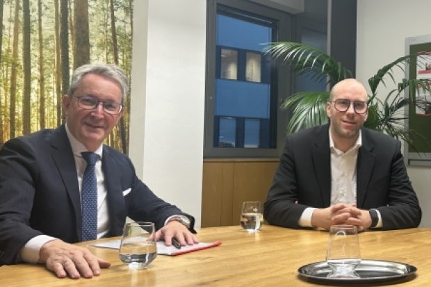 Christoph Obererlacher, Swiss Life Select &Ouml;sterreich (li.), und Fabian van Lancker, Franke & Bornberg