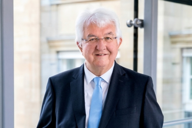 Robert Holzmann Robert Holzmann