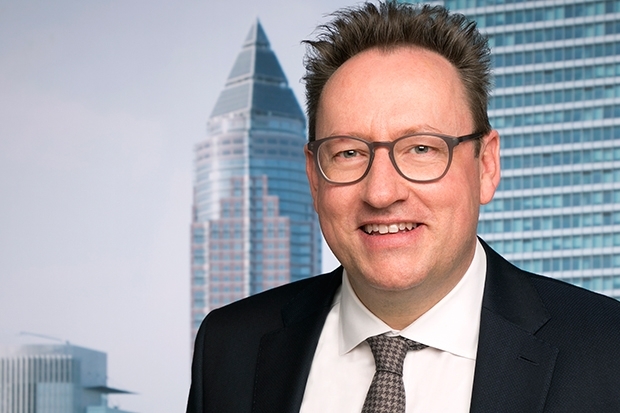 Michael Reinhard, Universal-Investment