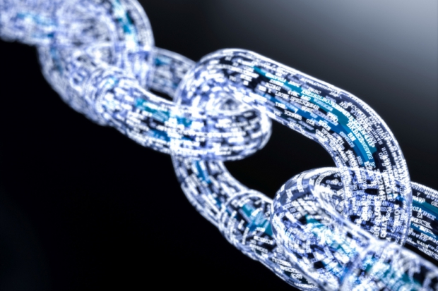 fotolia_164623364_blockchain_denys_rudyi.jpg