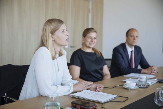 Katharina Braunsteiner-Leeb, Gabriela Capellmann und Eugen Sagon (APK Versicherung)