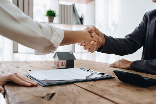 adobestock_622231970_kredit_immobilien_jirapong_.jpg