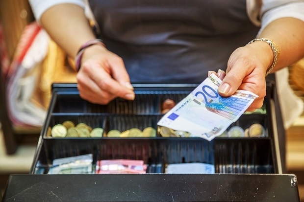 adobestock_300954521_bargeld_goodpics.jpg