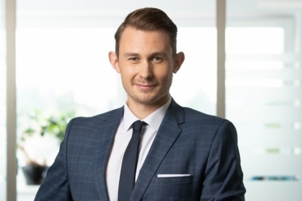Alexander Bracic, 4money
