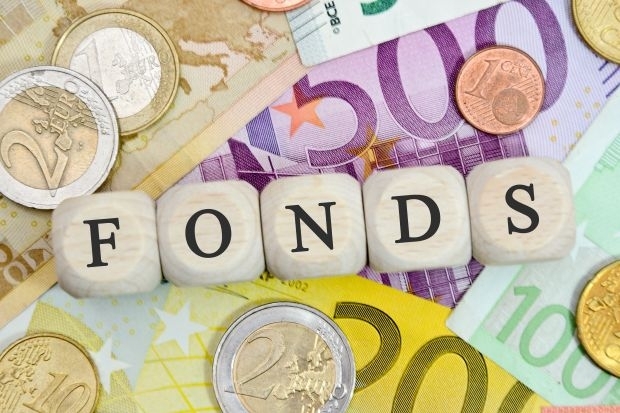 adobestock_78073966_fondssparplan_marco2811.jpg