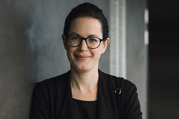 Gerda Holzinger-Burgstaller, Erste Bank