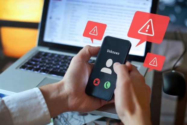 adobestock_779372869_finanzbetrug__simon.jpg