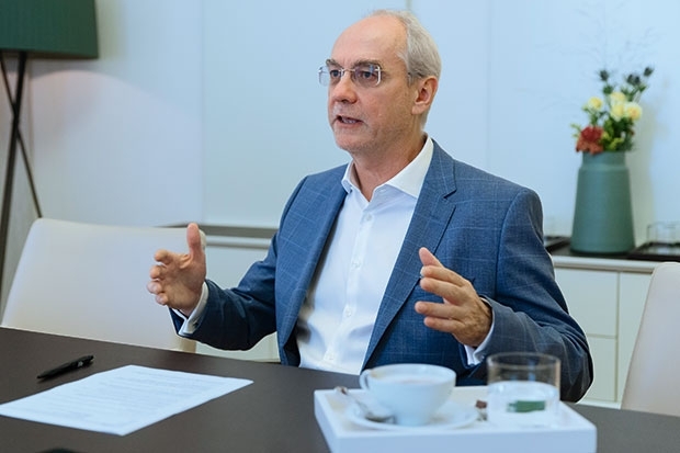 Louis Obrowsky, LLB Immobilien Louis Obrowsky, LLB Immobilien