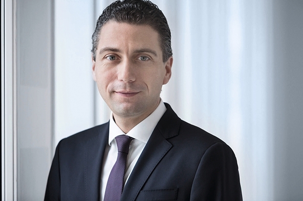 Ingo Speich, Deka Investment