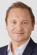 patrik_hanser_-_legal_and_general_-_klein.jpg