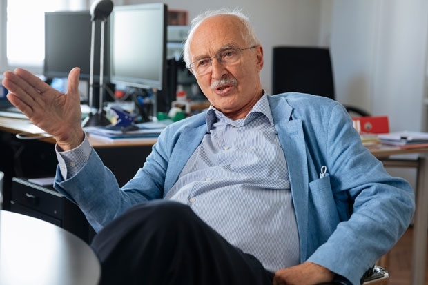 Manfred Drennig, Privatconsult