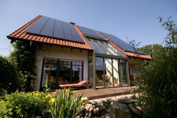 Haus mit Solaranlage