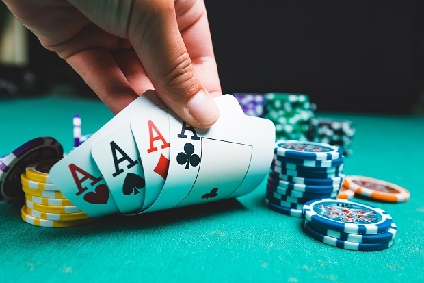 adobestock_90047742_poker_fotofabrika.jpg