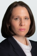 sabine_hampel_grauer_hintergrund_c_eb-sim_frei.jpg