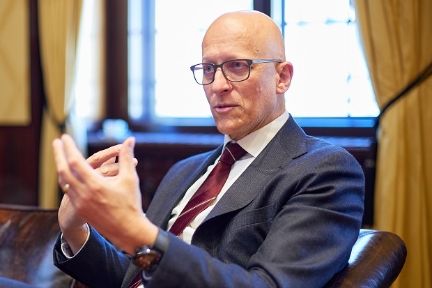 Karsten Junius, J. Safra Sarasin Karsten Junius, J. Safra Sarasin